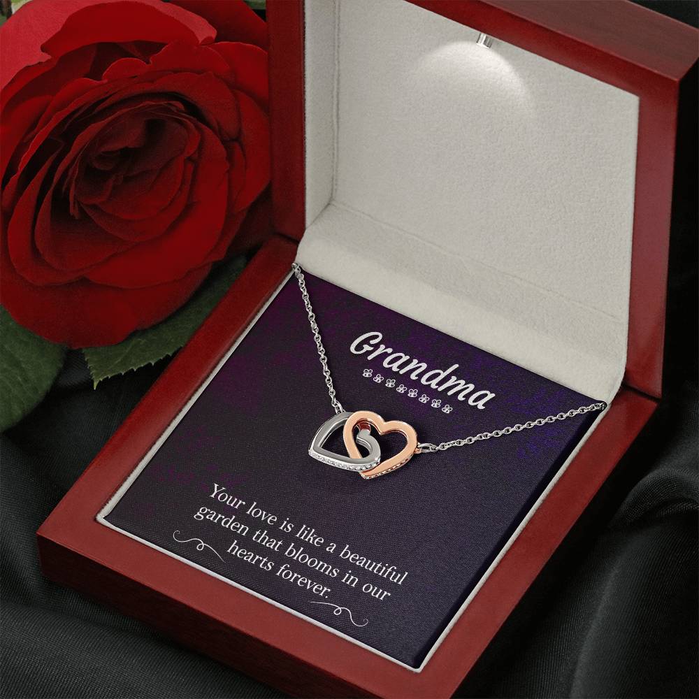 Present for Grandma - Interlocking Hearts Necklace